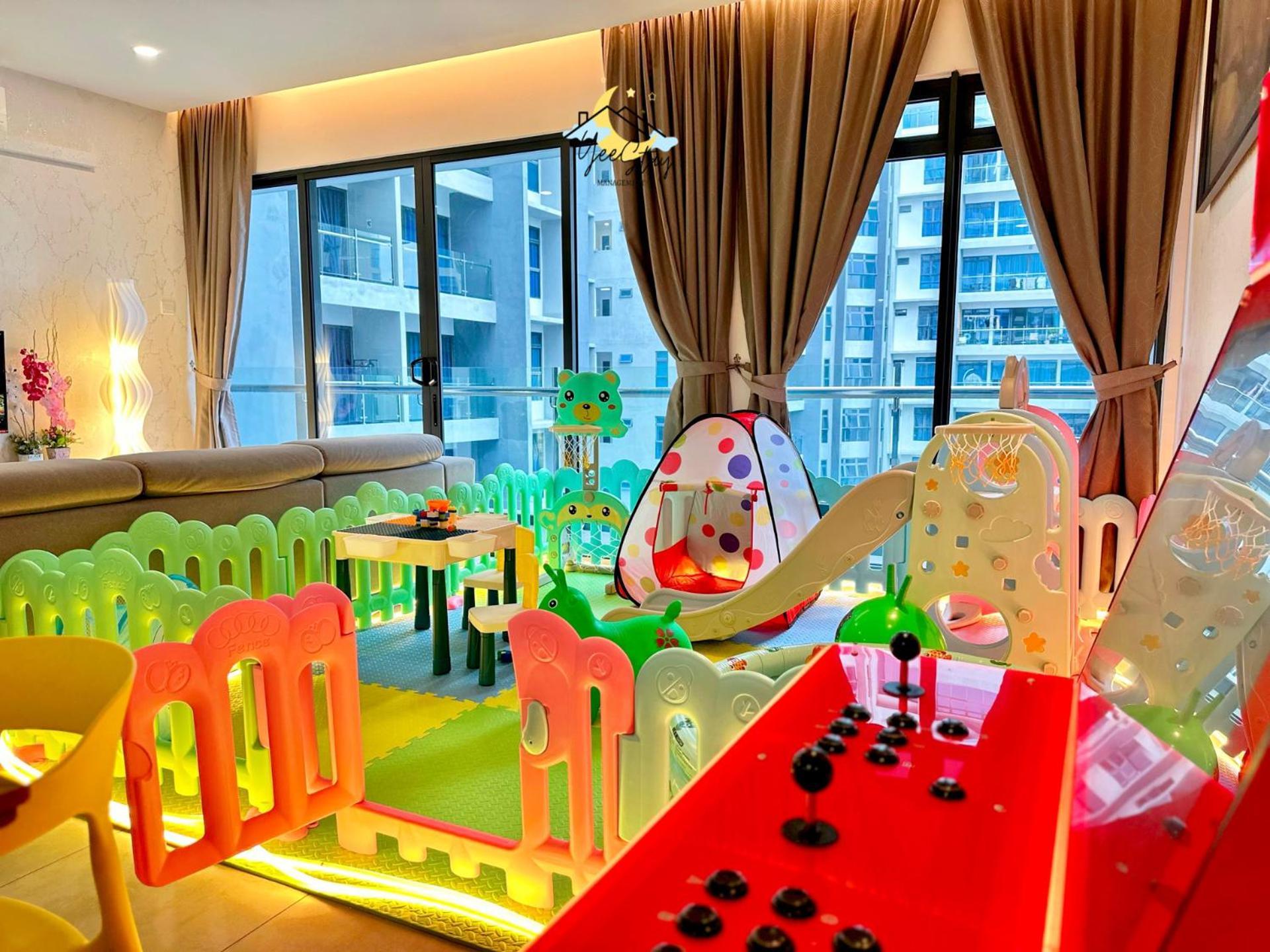 Atlantis 8-12Pax/Netflix/Video Game/5Min To Jonker Apartment Malacca Luaran gambar